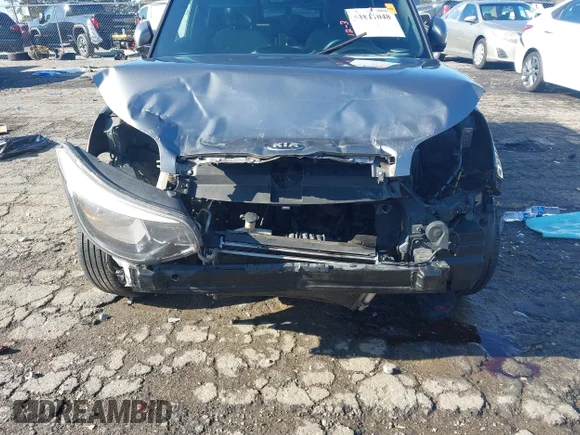 ✅ 2014 Kia Soul + • VIN: KNDJP3A53E7076743 • Lot: 43811048. Wystawiony na IAAI z przebiegiem 121 569 mil. Bezpłatny archiwum sprzedaży aukcyjnych z USA i szczegółowy raport historii pojazdu na DreamBid. Zdjęcie 6.