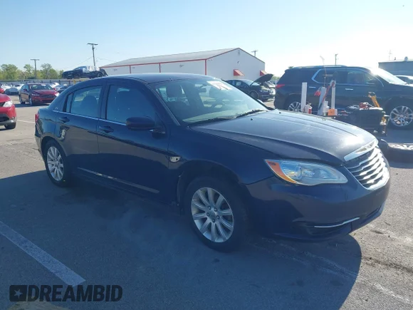 2013 Chrysler 200 Touring