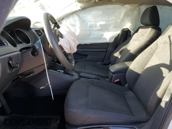 ✅ 2016 Volkswagen Jetta S • VIN: 3VW267AJ4GM226134 • Lot: 67951122. Wystawiony na Copart z przebiegiem Nie podano. Bezpłatny archiwum sprzedaży aukcyjnych z USA i szczegółowy raport historii pojazdu na DreamBid. Zdjęcie 7.