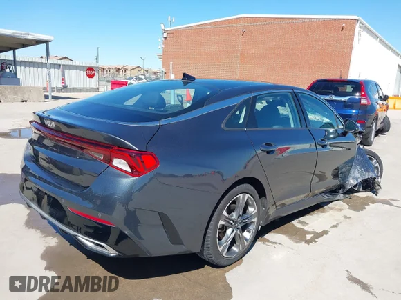 ✅ 2022 Kia K5 EX • VIN: 5XXG34J28NG109308 • Lot: 44600698. Wystawiony na IAAI z przebiegiem 80 018 mil. Bezpłatny archiwum sprzedaży aukcyjnych z USA i szczegółowy raport historii pojazdu na DreamBid. Zdjęcie 4.