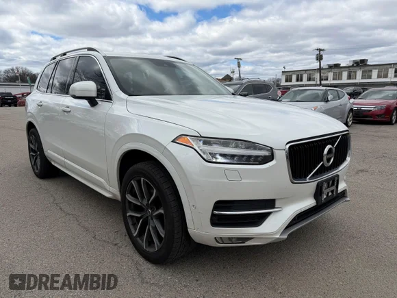 2016 Volvo XC90 T5 Momentum