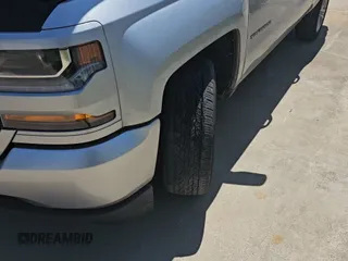 ✅ 2018 Chevrolet Silverado 1500 Custom • VIN: 3GCPCPEC6JG188408 • Лот: 52579595. Опубликован ранее на Copart с пробегом 74 895 миль. Бесплатный доступ к архиву аукционных продаж из США и подробный отчёт об истории автомобиля на DreamBid. Изображение 11.