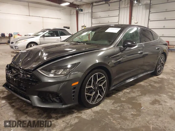✅ 2021 Hyundai Sonata N Line • VIN: 5NPEK4JC1MH127610 • Lot: 43495995. Wystawiony na IAAI z przebiegiem 92 284 mil. Bezpłatny archiwum sprzedaży aukcyjnych z USA i szczegółowy raport historii pojazdu na DreamBid. Zdjęcie 2.