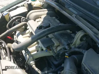 ✅ 2004 Volvo S80 • VIN: YV1TH59HX41360415 • Лот: 42133565. Опубликован ранее на IAAI с пробегом 82 460 миль. Бесплатный доступ к архиву аукционных продаж из США и подробный отчёт об истории автомобиля на DreamBid. Изображение 19.