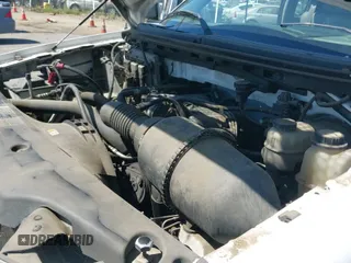 ✅ 2005 Ford F-150 XL • VIN: 1FTRF12295NB89896 • Lot: 42641183. Wystawiony na IAAI z przebiegiem 221 807 mil. Bezpłatny archiwum sprzedaży aukcyjnych z USA i szczegółowy raport historii pojazdu na DreamBid. Zdjęcie 19.