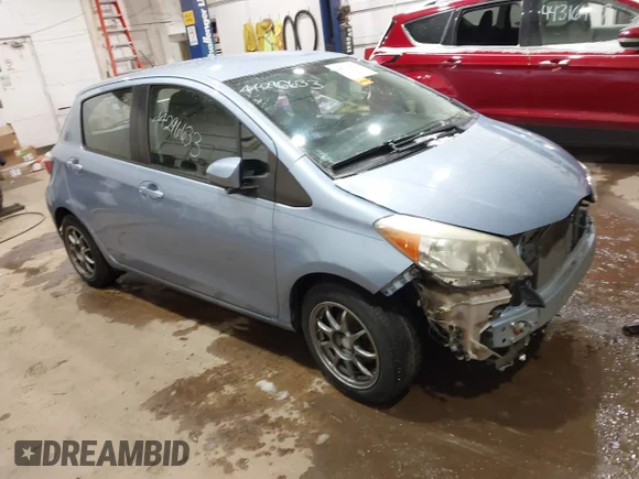 ✅ 2014 Toyota Yaris LE • VIN: VNKKTUD36EA002954 • Lot: 44296633. Wystawiony na IAAI z przebiegiem 119 866 mil. Bezpłatny archiwum sprzedaży aukcyjnych z USA i szczegółowy raport historii pojazdu na DreamBid. Zdjęcie 1.