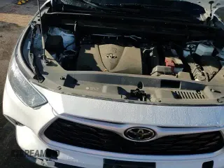 ✅ 2022 Toyota Highlander LE • VIN: 5TDBZRBH5NS189044 • Лот: 81029175. Опубликован ранее на Copart с пробегом 53 122 миль. Бесплатный доступ к архиву аукционных продаж из США и подробный отчёт об истории автомобиля на DreamBid. Изображение 14.