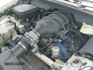 ✅ 2007 Maserati Quattroporte • VIN: ZAMFE39A070029559 • Лот: 42778810. Опубликован ранее на IAAI с пробегом 109 907 миль. Бесплатный доступ к архиву аукционных продаж из США и подробный отчёт об истории автомобиля на DreamBid. Изображение 18.