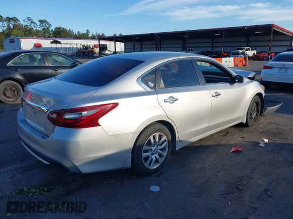 ✅ 2018 Nissan Altima S • VIN: 1N4AL3AP8JC473028 • Lot: 37928365. Wystawiony na IAAI z przebiegiem Nie podano. Bezpłatny archiwum sprzedaży aukcyjnych z USA i szczegółowy raport historii pojazdu na DreamBid. Zdjęcie 4.