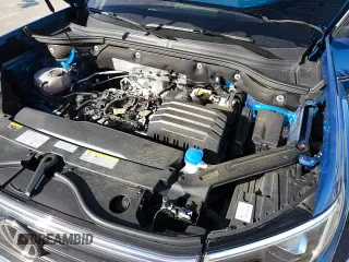 ✅ 2024 Volkswagen Atlas SEL R-Line • VIN: 1V2AE2CA9RC246805 • Lot: 82257165. Listed on Copart with 12,437 mi. Free auction sales archive from the USA and detailed vehicle history report at DreamBid. Image 16.