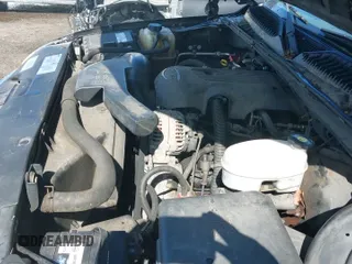 ✅ 2003 GMC Yukon XL SLT • VIN: 3GKFK16Z33G103031 • Lot: 40518121. Listed on IAAI with 260,783 mi. Free auction sales archive from the USA and detailed vehicle history report at DreamBid. Image 14.