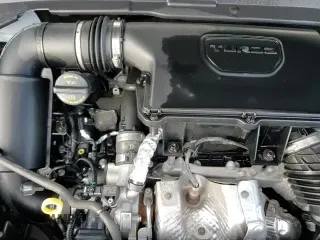 ✅ 2023 Jeep Compass Latitude • VIN: 3C4NJDBN6PT511938 • Lot: 87005105. Listed on Copart with 26,159 mi. Free auction sales archive from the USA and detailed vehicle history report at DreamBid. Image 14.