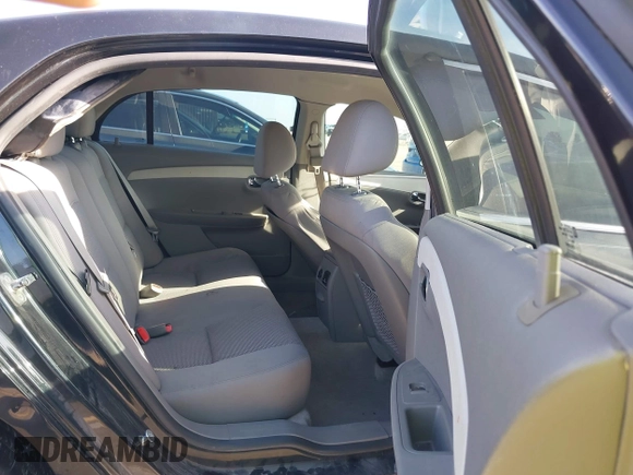 ✅ 2012 Chevrolet Malibu 1LT • VIN: 1G1ZC5E08CF323937 • Lot: 45019213. Wystawiony na IAAI z przebiegiem 162 330 mil. Bezpłatny archiwum sprzedaży aukcyjnych z USA i szczegółowy raport historii pojazdu na DreamBid. Zdjęcie 8.