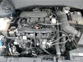 ✅ 2024 Hyundai Kona Limited • VIN: KM8HE3A39RU157364 • Лот: 90803595. Опубликован ранее на Copart с пробегом 48 214 миль. Бесплатный доступ к архиву аукционных продаж из США и подробный отчёт об истории автомобиля на DreamBid. Изображение 14.