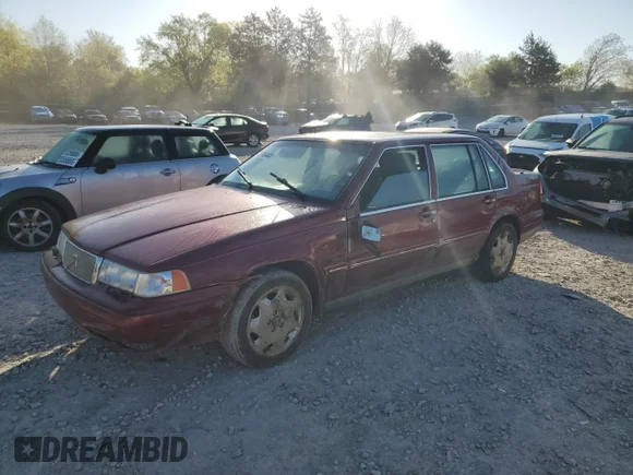 ✅ 1996 Volvo 960 • VIN: YV1KS9603T1095676 • Lot: 53124405. Listed on Copart with 134,942 mi. Free auction sales archive from the USA and detailed vehicle history report at DreamBid. Image 1.