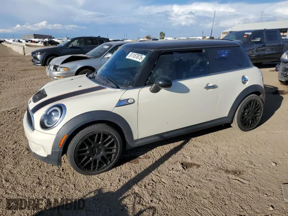 ✅ 2007 MINI Hardtop S • VIN: WMWMF73587TL84518 • Лот: 81157875. Опубликован ранее на Copart с пробегом 93 154 миль. Бесплатный доступ к архиву аукционных продаж из США и подробный отчёт об истории автомобиля на DreamBid. Изображение 1.