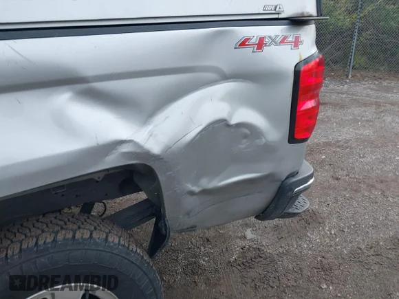 ✅ 2017 Chevrolet Silverado 2500HD Work Truck • VIN: 1GC1KUEG1HF131426 • Lot: 43729346. Wystawiony na IAAI z przebiegiem 197 492 mil. Bezpłatny archiwum sprzedaży aukcyjnych z USA i szczegółowy raport historii pojazdu na DreamBid. Zdjęcie 6.