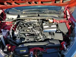 ✅ 2022 Toyota Corolla Cross LE • VIN: 7MUBAABG7NV039040 • Lot: 92286845. Wystawiony na Copart z przebiegiem 30 359 mil. Bezpłatny archiwum sprzedaży aukcyjnych z USA i szczegółowy raport historii pojazdu na DreamBid. Zdjęcie 14.