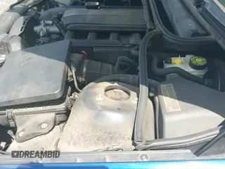 2003 BMW 3 Series 325xi с VIN WBAEU33443PM58806, выставлен на аукционе IAAI как лот 42697760 с пробегом 180 383 миль миль и . История ставок и продаж доступна на DreamBid. Изображение 12.