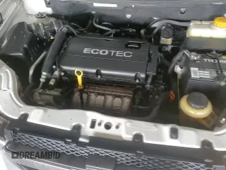 2011 Chevrolet Aveo 2LT z VIN KL1TG5DE5BB139115, wystawiony jako Copart lot #82469274 z przebiegiem 117 399 mil mil oraz Czysty tytuł • Clean title. Historia ofert i sprzedaży dostępna na DreamBid. Obrazek 14.