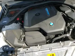 ✅ 2023 BMW 3 Series 330e • VIN: 3MW39FF06P8C94403 • Lot: 72075205. Listed on Copart with 22,399 mi. Free auction sales archive from the USA and detailed vehicle history report at DreamBid. Image 14.