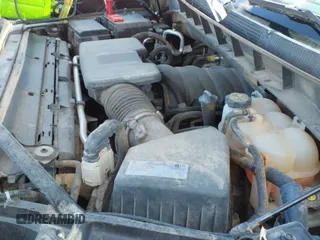 ✅ 2019 Chevrolet Silverado 1500 LT • VIN: 1GCPWCEDXKZ191919 • Lot: 42630197. Wystawiony na IAAI z przebiegiem 104 763 mil. Bezpłatny archiwum sprzedaży aukcyjnych z USA i szczegółowy raport historii pojazdu na DreamBid. Zdjęcie 19.