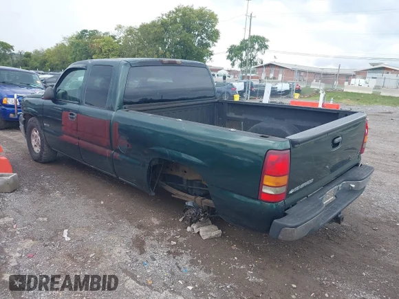 ✅ 2001 Chevrolet Silverado 1500 LS • VIN: 1GCEK19V51E146838 • Lot: 43279996. Wystawiony na IAAI z przebiegiem 228 208 mil. Bezpłatny archiwum sprzedaży aukcyjnych z USA i szczegółowy raport historii pojazdu na DreamBid. Zdjęcie 3.