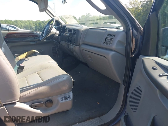 ✅ 2004 Ford F-250 XL • VIN: 1FTNW20L64ED71912 • Lot: 42895008. Wystawiony na IAAI z przebiegiem 295 349 mil. Bezpłatny archiwum sprzedaży aukcyjnych z USA i szczegółowy raport historii pojazdu na DreamBid. Zdjęcie 5.