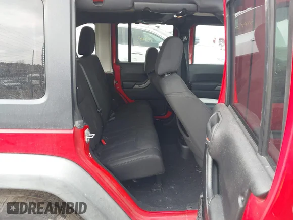 ✅ 2014 Jeep Wrangler Unlimited Sport • VIN: 1C4BJWDG6EL207644 • Lot: 43771258. Wystawiony na IAAI z przebiegiem 127 533 mil. Bezpłatny archiwum sprzedaży aukcyjnych z USA i szczegółowy raport historii pojazdu na DreamBid. Zdjęcie 8.
