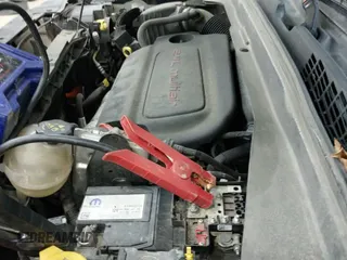 ✅ 2020 Jeep Renegade Sport • VIN: ZACNJBAB2LPL52118 • Lot: 43630350. Listed on IAAI with 131,247 mi. Free auction sales archive from the USA and detailed vehicle history report at DreamBid. Image 19.