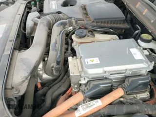 ✅ 2017 Ford Fusion Hybrid S • VIN: 3FA6P0UU6HR313865 • Lot: 41478041. Listed on IAAI with 193,474 mi. Free auction sales archive from the USA and detailed vehicle history report at DreamBid. Image 19.