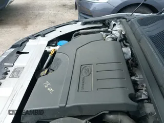 ✅ 2019 Land Rover Range Rover Evoque SE • VIN: SALVP2RX2KH341992 • Lot: 42202549. Listed on IAAI with 92,175 mi. Free auction sales archive from the USA and detailed vehicle history report at DreamBid. Image 19.