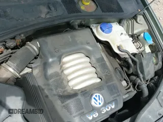 ✅ 2001 Volkswagen Passat GLX • VIN: WVWWH63B31E263865 • Lot: 42774345. Wystawiony na IAAI z przebiegiem 191 554 mil. Bezpłatny archiwum sprzedaży aukcyjnych z USA i szczegółowy raport historii pojazdu na DreamBid. Zdjęcie 12.