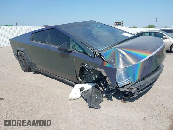 ✅ 2024 Tesla Cybertruck • VIN: 7G2CEHED4RA024805 • Lot: 42034257. Wystawiony na IAAI z przebiegiem Nie podano. Bezpłatny archiwum sprzedaży aukcyjnych z USA i szczegółowy raport historii pojazdu na DreamBid. Zdjęcie 1.
