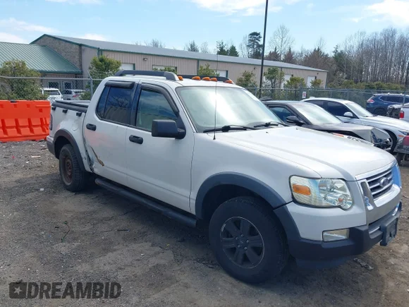 ✅ 2008 Ford Explorer Sport Trac XLT • VIN: 1FMEU51E98UA41079 • Lot: 44591010. Wystawiony na IAAI z przebiegiem 189 669 mil. Bezpłatny archiwum sprzedaży aukcyjnych z USA i szczegółowy raport historii pojazdu na DreamBid. Zdjęcie 1.