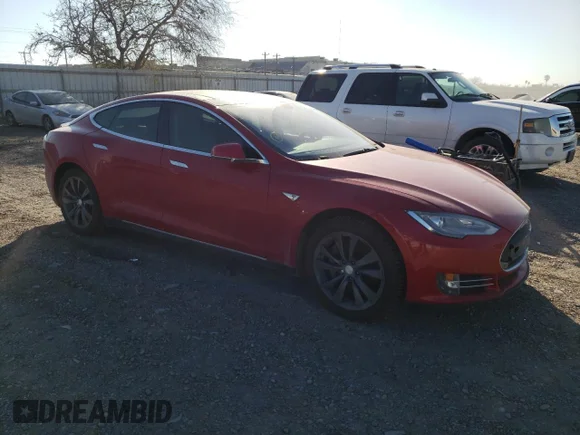 ✅ 2013 Tesla Model S Performance • VIN: 5YJSA1CP0DFP26842 • Лот: 36550813. Опубліковано раніше на Copart з пробігом Не вказано. Безкоштовний доступ до архіву аукціонних продажів зі США та докладний звіт про історію автомобіля на DreamBid. Зображення 4.