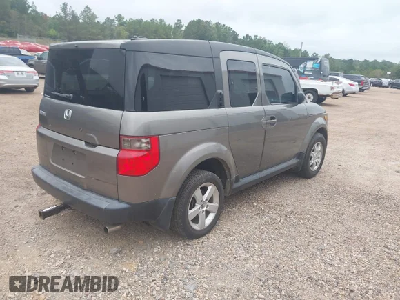✅ 2008 Honda Element EX • VIN: 5J6YH28788L002964 • Лот: 43262320. Опубліковано раніше на IAAI з пробігом 246 363 миль. Безкоштовний доступ до архіву аукціонних продажів зі США та докладний звіт про історію автомобіля на DreamBid. Зображення 4.