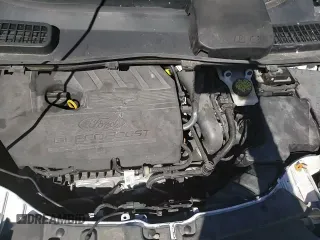 ✅ 2018 Ford Escape SEL • VIN: 1FMCU9HD2JUD03347 • Lot: 92611065. Wystawiony na Copart z przebiegiem 47 682 mil. Bezpłatny archiwum sprzedaży aukcyjnych z USA i szczegółowy raport historii pojazdu na DreamBid. Zdjęcie 14.