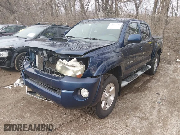 ✅ 2005 Toyota Tacoma • VIN: 5TELU42N15Z136291 • Lot: 44413623. Wystawiony na IAAI z przebiegiem 129 748 mil. Bezpłatny archiwum sprzedaży aukcyjnych z USA i szczegółowy raport historii pojazdu na DreamBid. Zdjęcie 2.