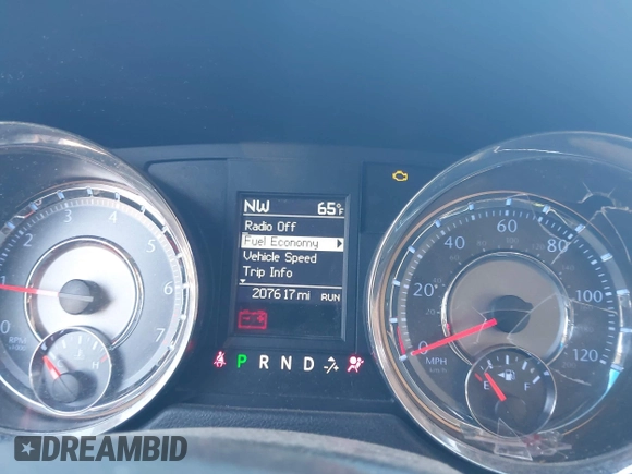 ✅ 2013 Chrysler Town & Country Touring • VIN: 2C4RC1BG4DR670659 • Lot: 44546833. Wystawiony na IAAI z przebiegiem 207 617 mil. Bezpłatny archiwum sprzedaży aukcyjnych z USA i szczegółowy raport historii pojazdu na DreamBid. Zdjęcie 7.