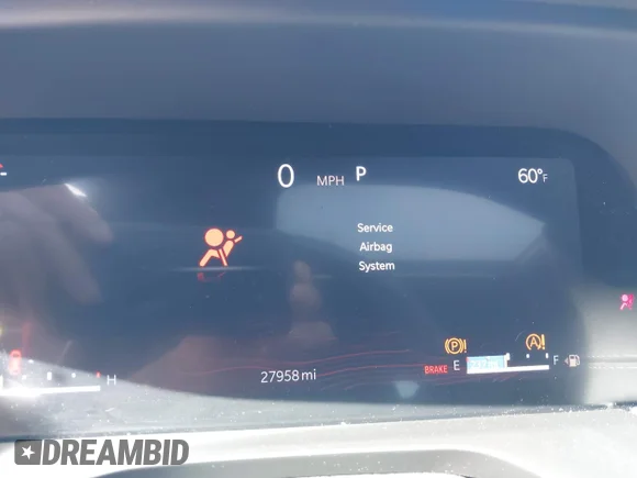 ✅ 2024 Jeep Grand Cherokee Limited • VIN: 1C4RJHBG4RC166031 • Lot: 45114220. Wystawiony na IAAI z przebiegiem 27 958 mil. Bezpłatny archiwum sprzedaży aukcyjnych z USA i szczegółowy raport historii pojazdu na DreamBid. Zdjęcie 7.