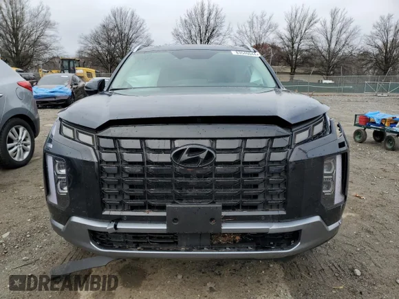✅ 2024 Hyundai Palisade Limited • VIN: KM8R5DGE0RU803751 • Lot: 83540044. Wystawiony na Copart z przebiegiem 4 369 mil. Bezpłatny archiwum sprzedaży aukcyjnych z USA i szczegółowy raport historii pojazdu na DreamBid. Zdjęcie 5.