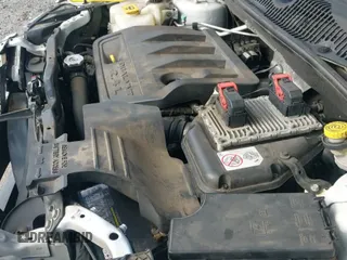 ✅ 2016 Jeep Compass High Altitude • VIN: 1C4NJDEB9GD639775 • Lot: 43569898. Listed on IAAI with 123,894 mi. Free auction sales archive from the USA and detailed vehicle history report at DreamBid. Image 19.