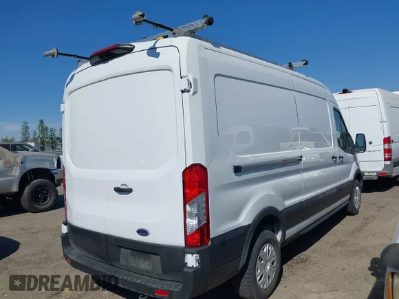 ✅ 2022 Ford E-Transit Cargo • VIN: 1FTBW9CK2NKA29973 • Лот: 42888225. Опубликован ранее на IAAI с пробегом 1 467 миль. Бесплатный доступ к архиву аукционных продаж из США и подробный отчёт об истории автомобиля на DreamBid. Изображение 4.