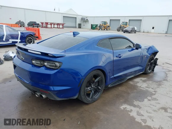 ✅ 2019 Chevrolet Camaro 2SS • VIN: 1G1FH1R70K0151103 • Lot: 44390458. Wystawiony na IAAI z przebiegiem 26 299 mil. Bezpłatny archiwum sprzedaży aukcyjnych z USA i szczegółowy raport historii pojazdu na DreamBid. Zdjęcie 4.