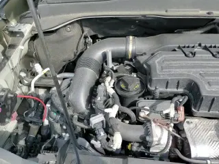 ✅ 2019 Jeep Renegade Trailhawk • VIN: ZACNJBC11KPJ93529 • Lot: 82039335. Listed on Copart with 87,580 mi. Free auction sales archive from the USA and detailed vehicle history report at DreamBid. Image 14.