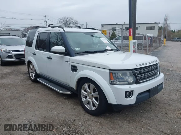 ✅ 2014 Land Rover LR4 HSE • VIN: SALAG2V61EA728560 • Lot: 43750979. Wystawiony na IAAI z przebiegiem 125 285 mil. Bezpłatny archiwum sprzedaży aukcyjnych z USA i szczegółowy raport historii pojazdu na DreamBid. Zdjęcie 1.