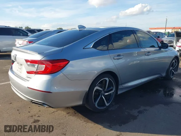 ✅ 2020 Honda Accord Sport • VIN: 1HGCV1F30LA054064 • Lot: 44061009. Wystawiony na IAAI z przebiegiem 114 508 mil. Bezpłatny archiwum sprzedaży aukcyjnych z USA i szczegółowy raport historii pojazdu na DreamBid. Zdjęcie 4.