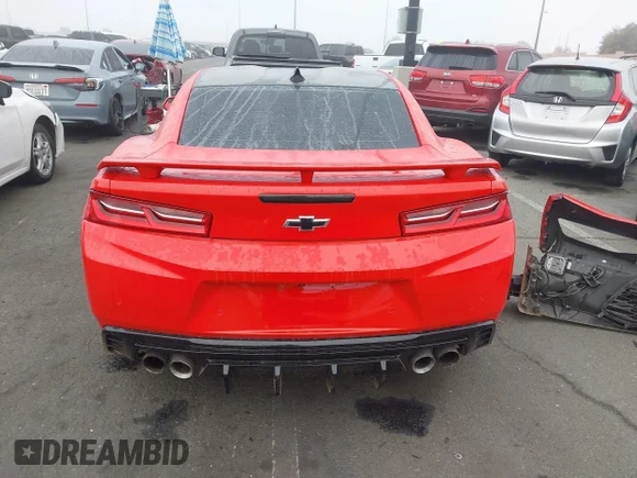 ✅ 2016 Chevrolet Camaro 2SS • VIN: 1G1FH1R7XG0166974 • Lot: 44549642. Wystawiony na IAAI z przebiegiem 80 627 mil. Bezpłatny archiwum sprzedaży aukcyjnych z USA i szczegółowy raport historii pojazdu na DreamBid. Zdjęcie 17.