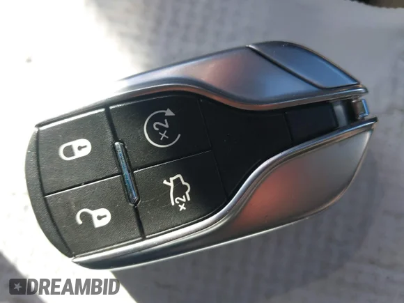 ✅ 2019 Maserati Levante • VIN: ZN661XUA5KX310480 • Lot: 44545105. Wystawiony na IAAI z przebiegiem 48 672 mil. Bezpłatny archiwum sprzedaży aukcyjnych z USA i szczegółowy raport historii pojazdu na DreamBid. Zdjęcie 11.